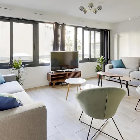 173 Eiffel - Superb In Paris. Apartment